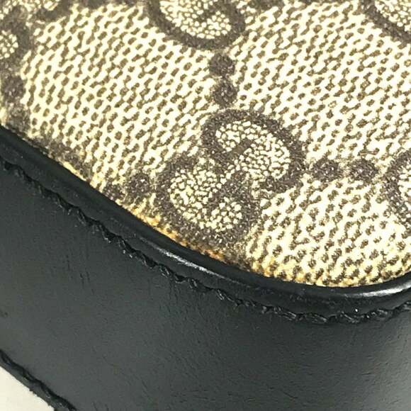 GUCCI Authentic Black Leather Messenger Shoulder Bag - Picture 16 of 16